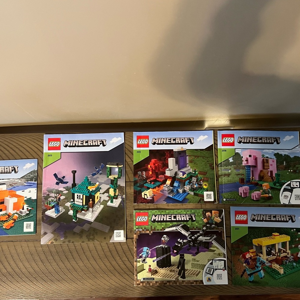 LEGO Minecraft Instruction Manuals. 6 Books Used